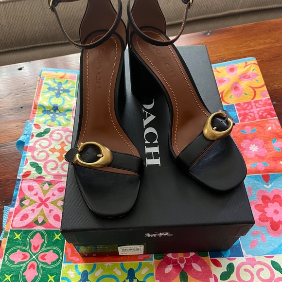 COACH BLACK LEATHER MAYA SANDALS - Picture 4 of 5